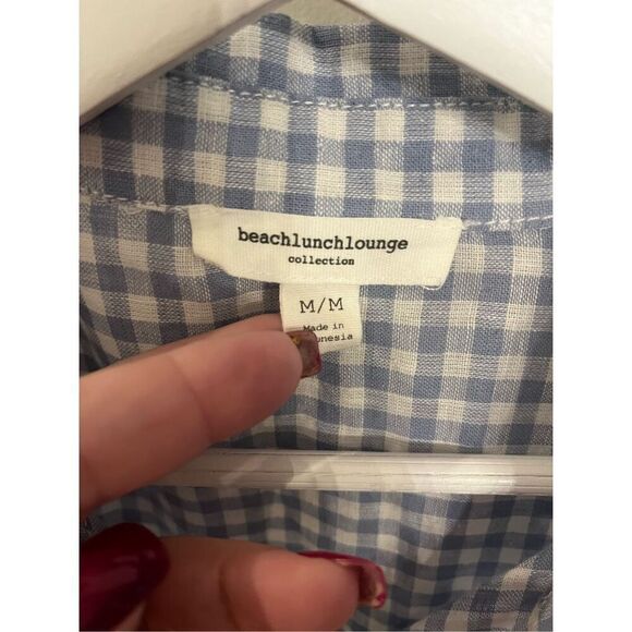 BeachLunchLounge Blue Gingham Linen Blend Button Down Tie Front Shirt sz M EUC - Picture 5 of 7